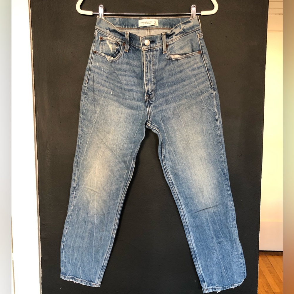 Gorgeous high waisted distressed jean
